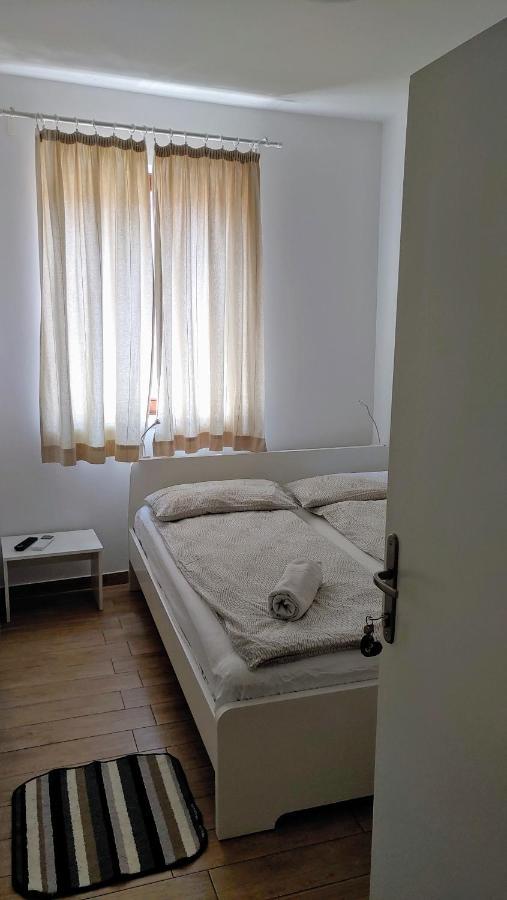 B&B Isola Ізола Екстер'єр фото